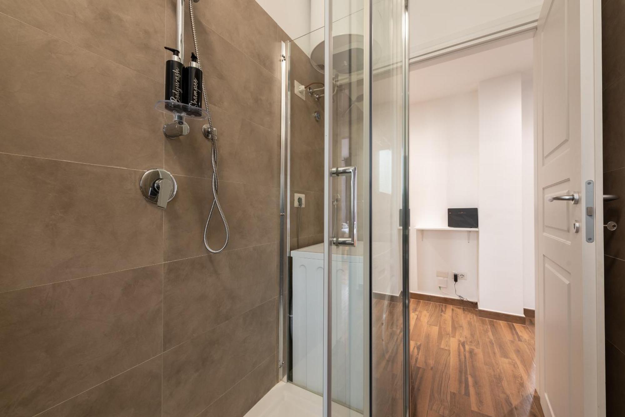 Guest Planet - Bicocca Suites Milano Exterior photo