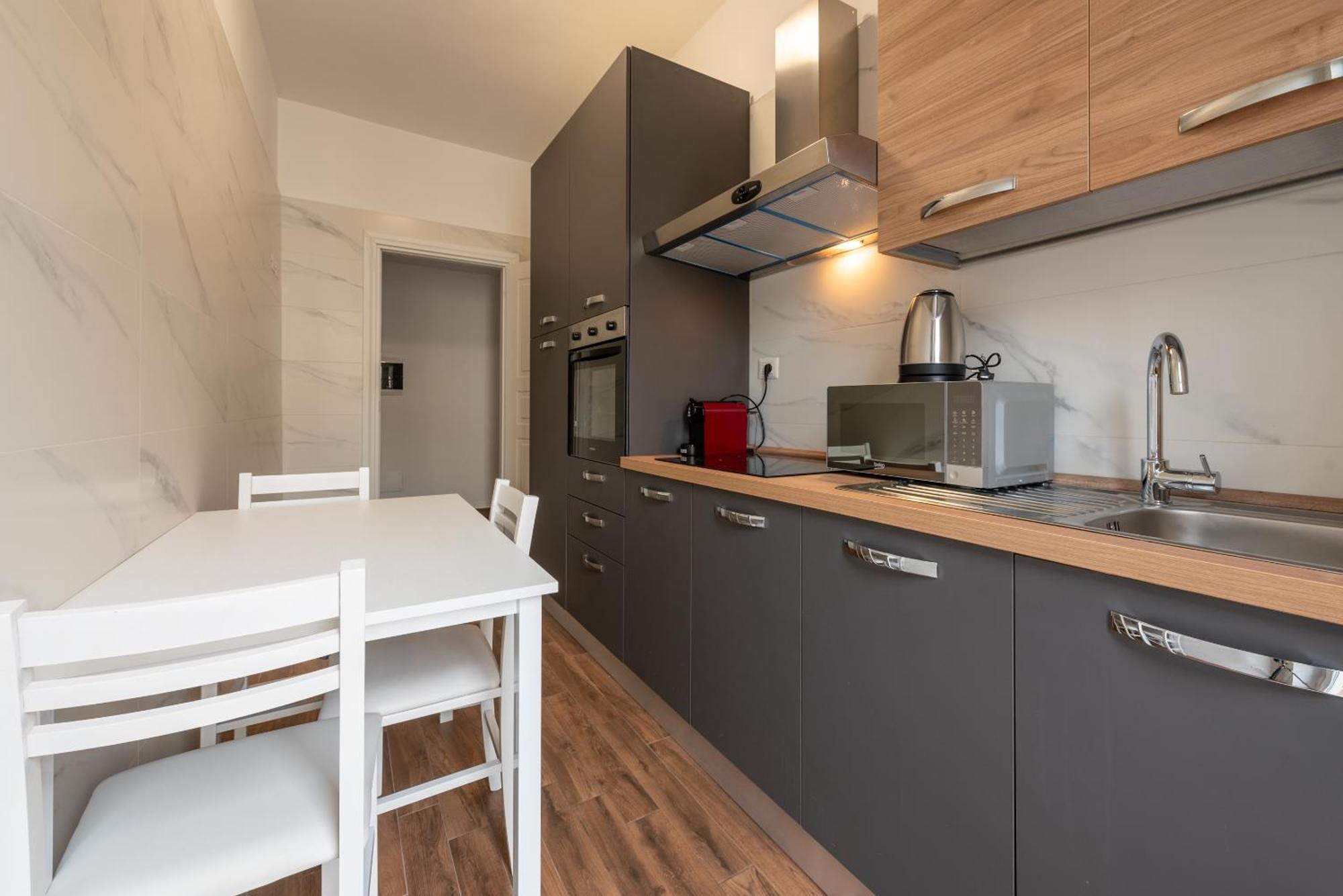 Guest Planet - Bicocca Suites Milano Exterior photo