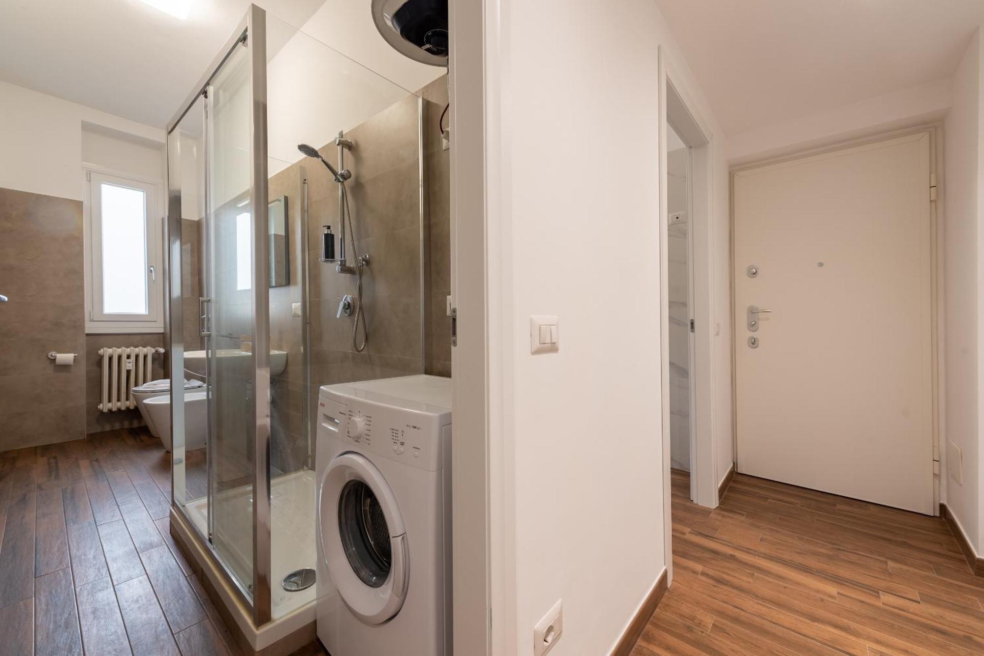 Guest Planet - Bicocca Suites Milano Exterior photo
